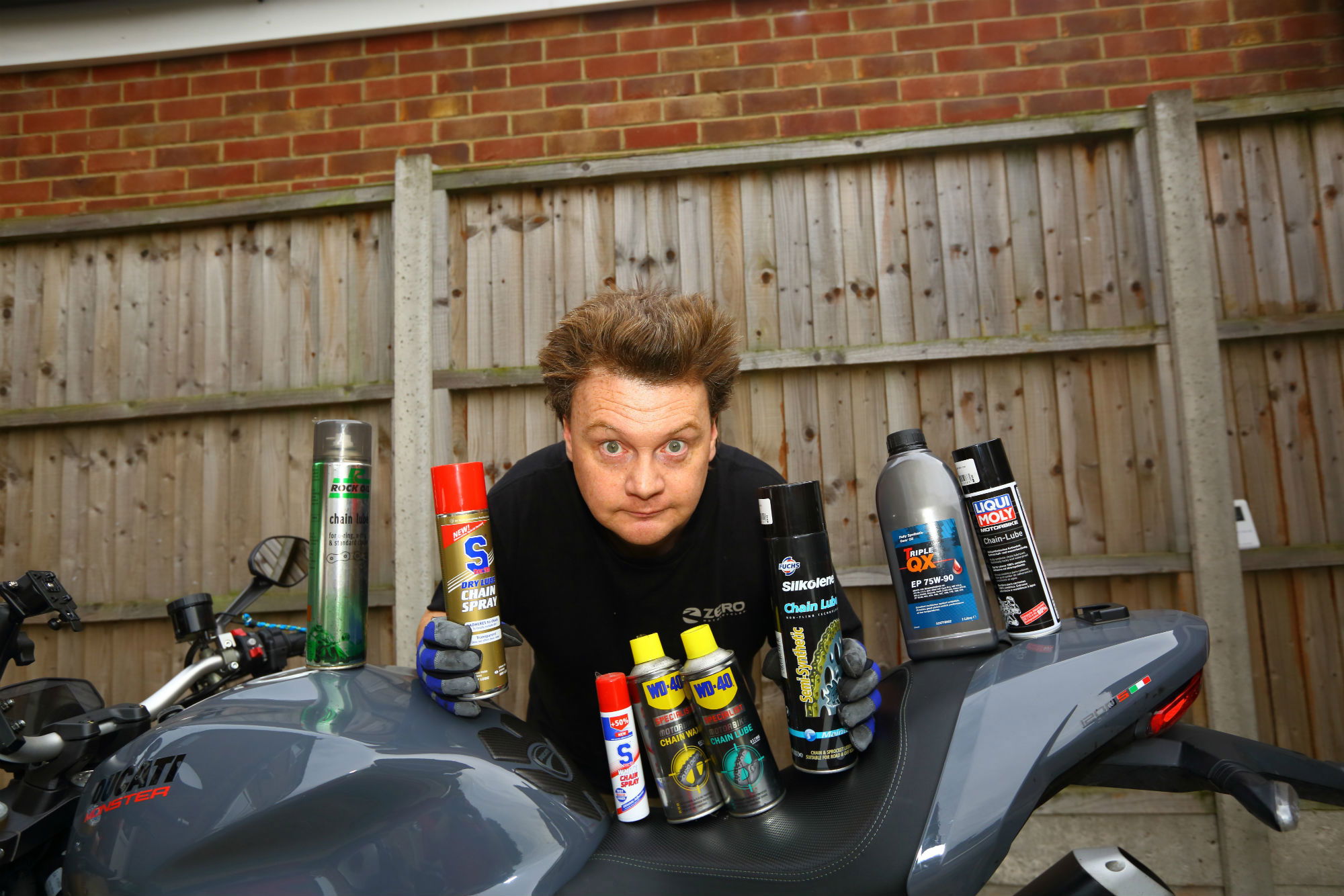 How to... Clean and lube your chain Visordown